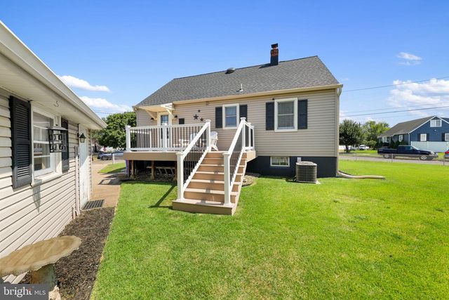 300 MERCER AVE, Bellmawr, NJ 08031