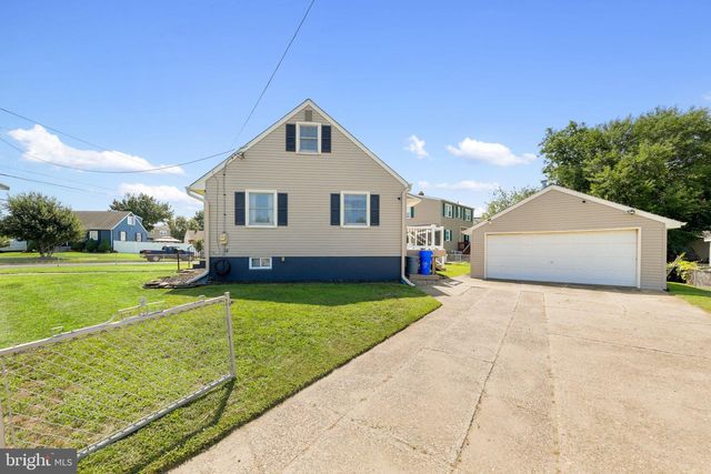 300 MERCER AVE, Bellmawr, NJ 08031