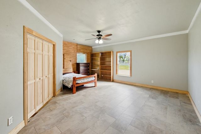 431 HCR 2128, Whitney, TX 76692