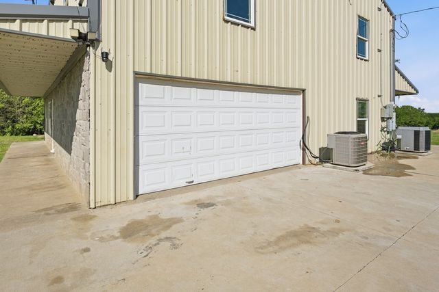 431 HCR 2128, Whitney, TX 76692