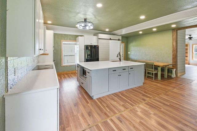 431 HCR 2128, Whitney, TX 76692