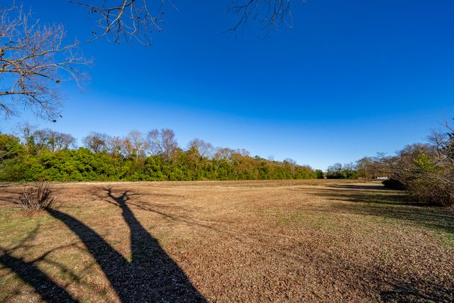 224 Walnut Street, North, SC 29112