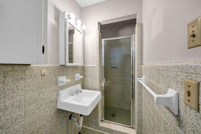 224 Walnut Street, North, SC 29112