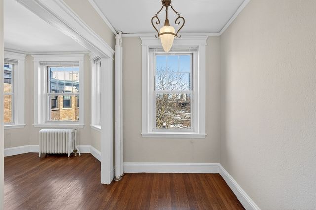 118 Riverway 29, Boston, MA 02215