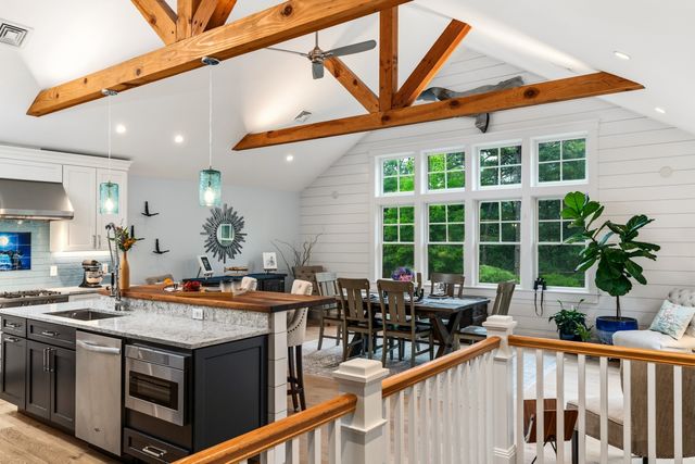 15 Capt Bellamy, Wellfleet, MA 02657