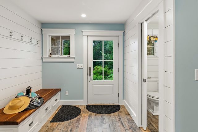 15 Capt Bellamy, Wellfleet, MA 02657