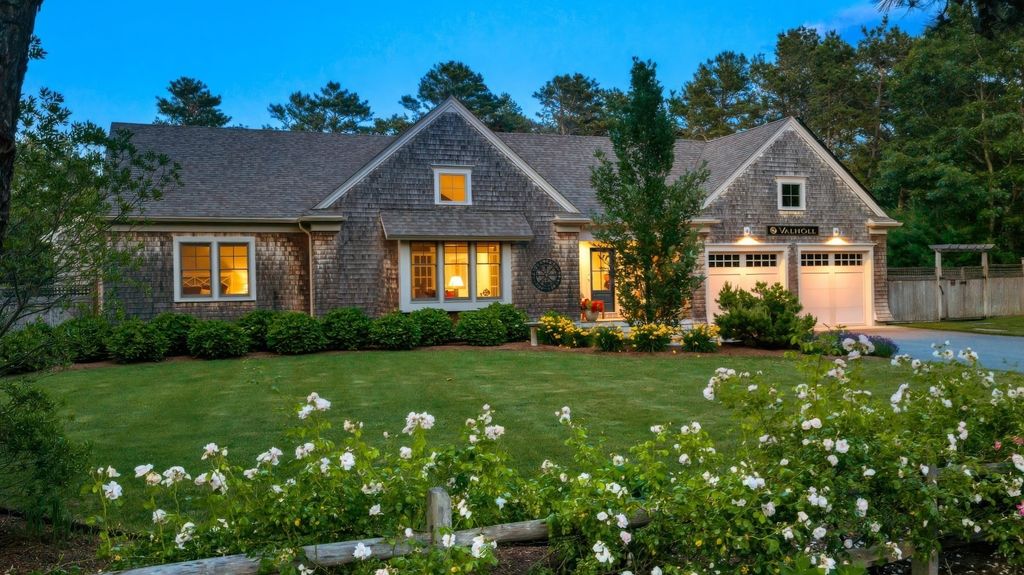 15 Capt Bellamy, Wellfleet, MA 02657
