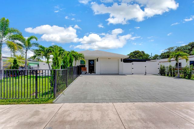 413 SW 15th Avenue, Delray Beach, FL 33444