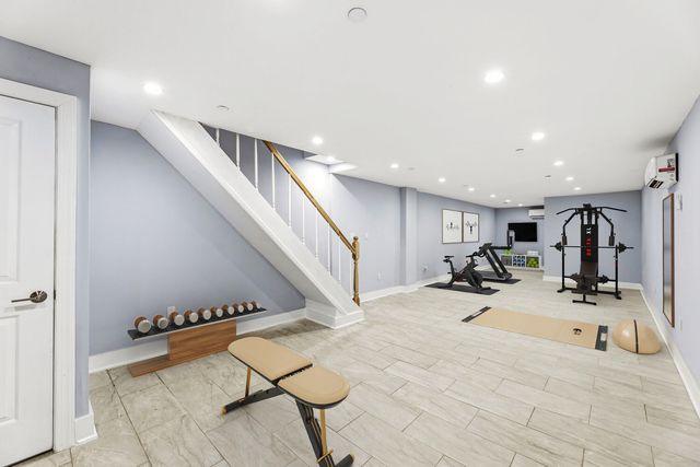 307 W 136TH Street, New York City, NY 10030