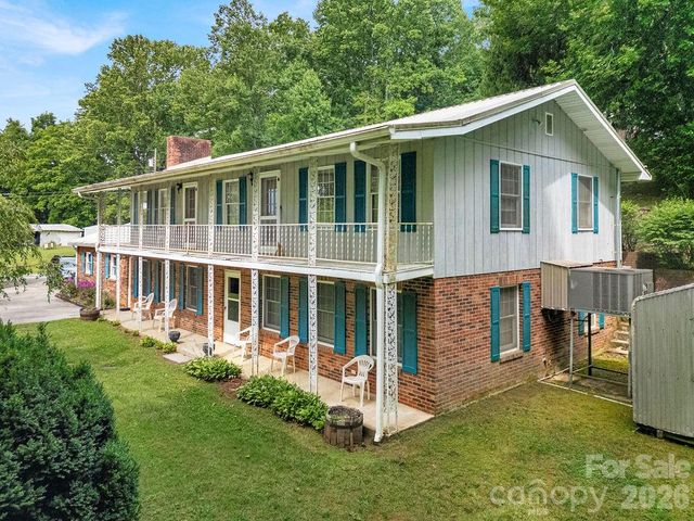 106 Flora Lina Drive, Brevard, NC 28712