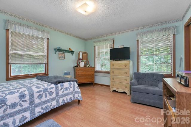 106 Flora Lina Drive, Brevard, NC 28712