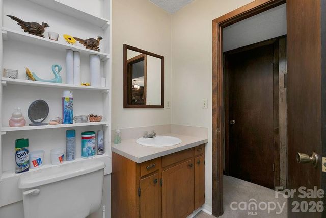 106 Flora Lina Drive, Brevard, NC 28712