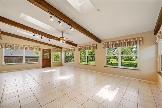 104 W Oak Valley Drive, Colleyville, TX 76034