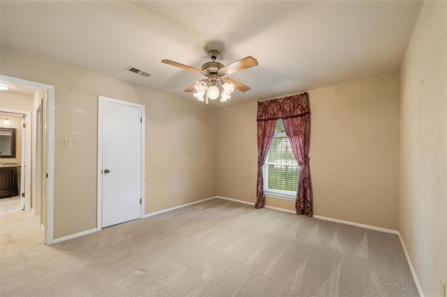 104 W Oak Valley Drive, Colleyville, TX 76034