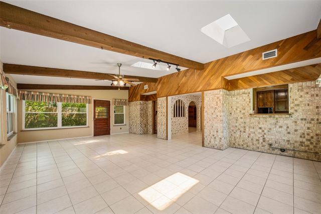 104 W Oak Valley Drive, Colleyville, TX 76034