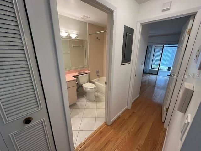 1725 PINE RIDGE WAY E C, Palm Harbor, FL 34684