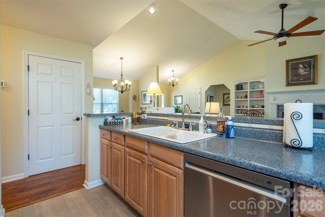 38 Eden Glen Road, Black Mountain, NC 28711