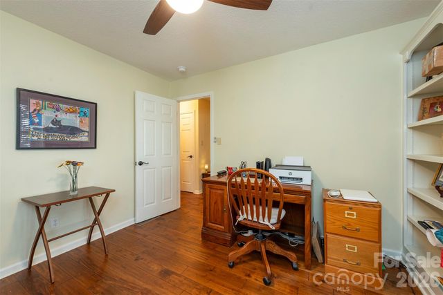 38 Eden Glen Road, Black Mountain, NC 28711