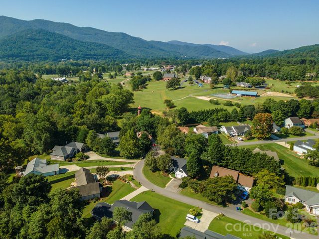 38 Eden Glen Road, Black Mountain, NC 28711