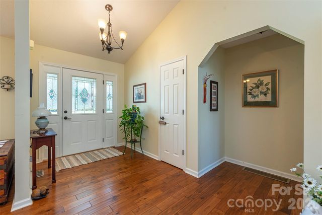 38 Eden Glen Road, Black Mountain, NC 28711