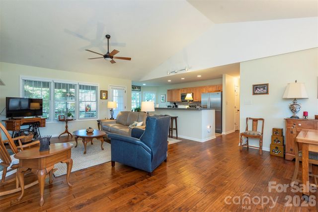 38 Eden Glen Road, Black Mountain, NC 28711
