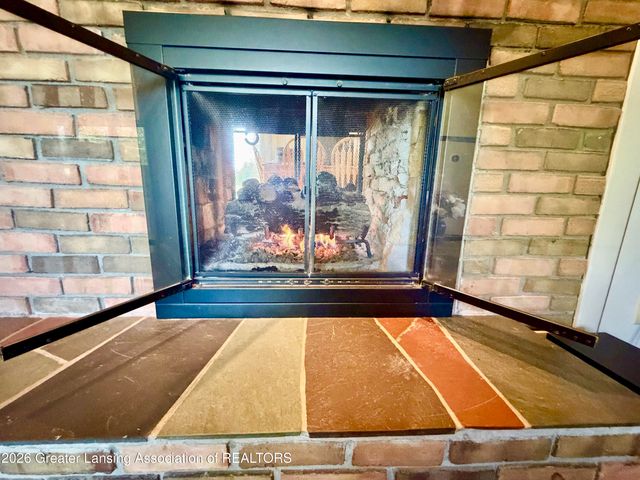 1616 E Clinton, Charlotte, MI 48813
