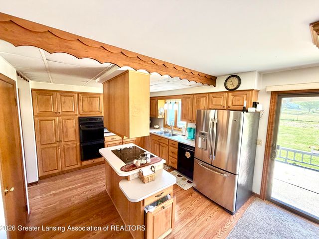 1616 E Clinton, Charlotte, MI 48813