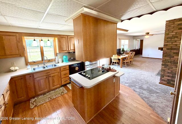 1616 E Clinton, Charlotte, MI 48813