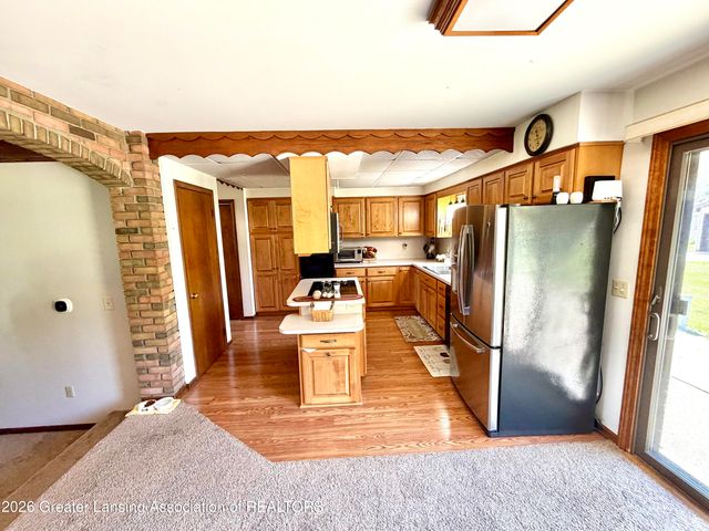 1616 E Clinton, Charlotte, MI 48813