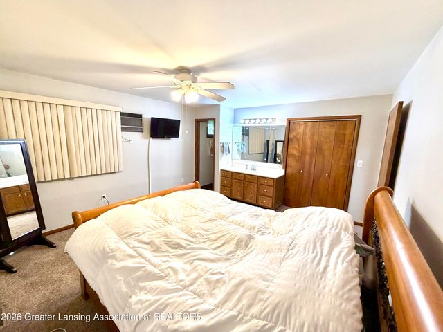 1616 E Clinton, Charlotte, MI 48813