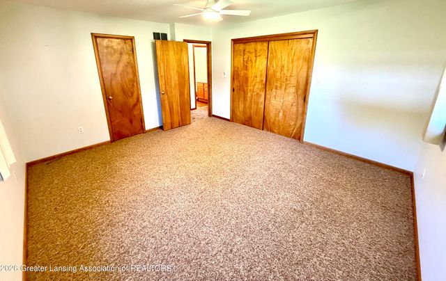 1616 E Clinton, Charlotte, MI 48813