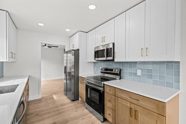 8844 SW 6th Street, Boca Raton, FL 33433