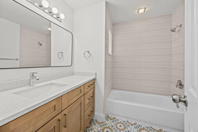 8844 SW 6th Street, Boca Raton, FL 33433