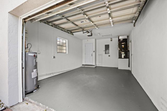 8844 SW 6th Street, Boca Raton, FL 33433