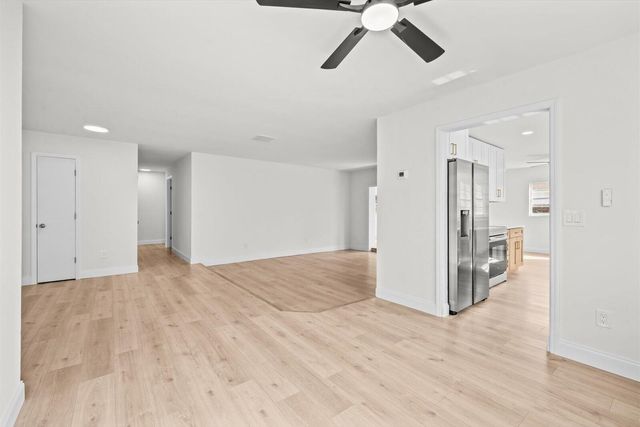 8844 SW 6th Street, Boca Raton, FL 33433