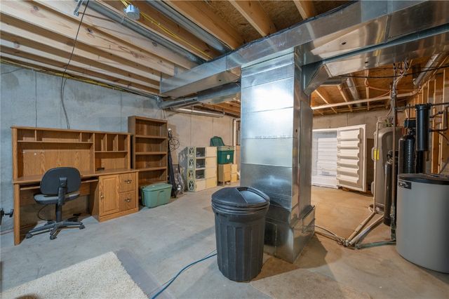 2108 59th Street, Vinton, IA 52349