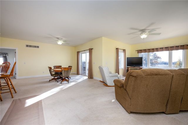 2108 59th Street, Vinton, IA 52349