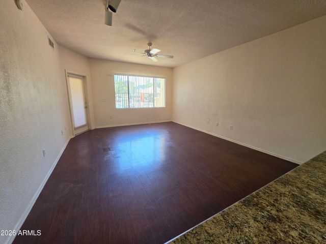 18416 N CAVE CREEK Road 1006, Phoenix, AZ 85032