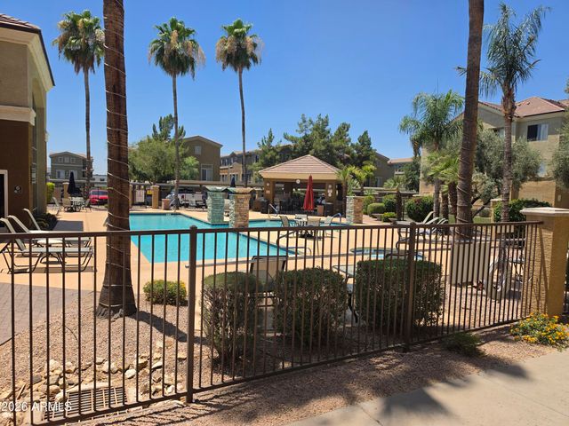 18416 N CAVE CREEK Road 1006, Phoenix, AZ 85032