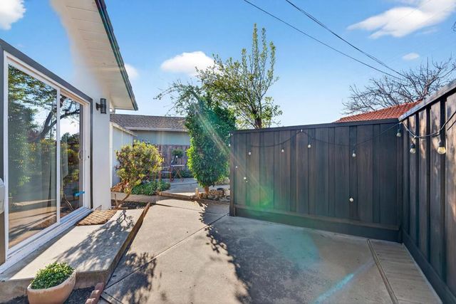 Almaden Road, San Jose, CA 95125