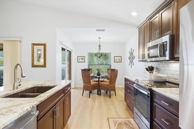 2714 FEIFFER CIRCLE, Sarasota, FL 34235