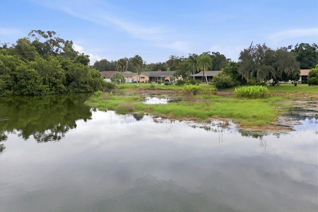 2714 FEIFFER CIRCLE, Sarasota, FL 34235