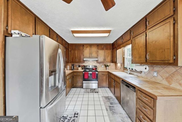 1984 Windburn Court, Snellville, GA 30078