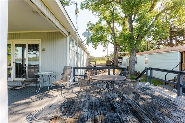 2334 Sanbar Road 22, Possum Kingdom Lake, TX 76449