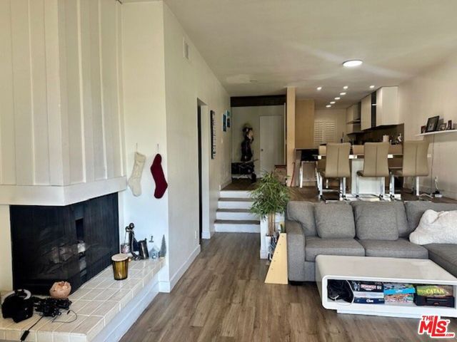 7217 Marina Pacifica Drive, Long Beach, CA 90803