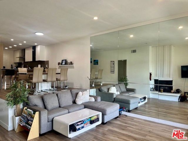 7217 Marina Pacifica Drive, Long Beach, CA 90803