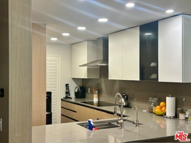 7217 Marina Pacifica Drive, Long Beach, CA 90803