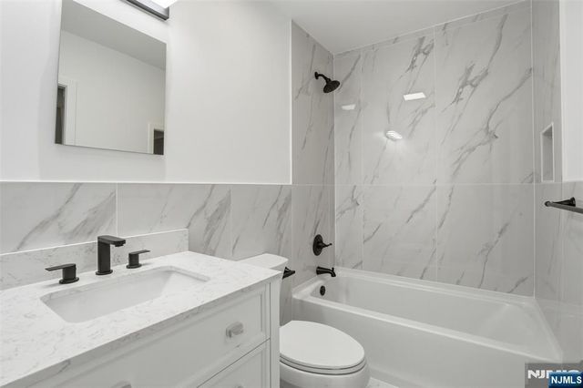 170 Knickerbocker Road, Englewood, NJ 07631