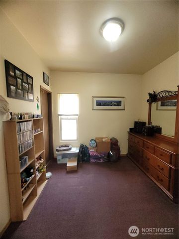 616 S Race Street, Port Angeles, WA 98362