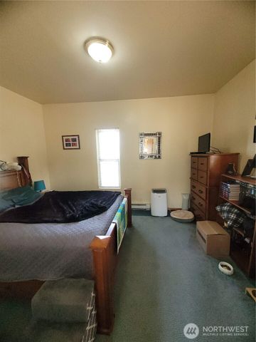 616 S Race Street, Port Angeles, WA 98362